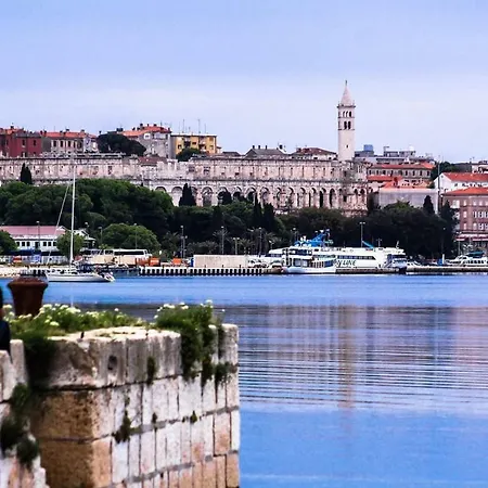 Studio Apartman Holiday Pensionat Pula